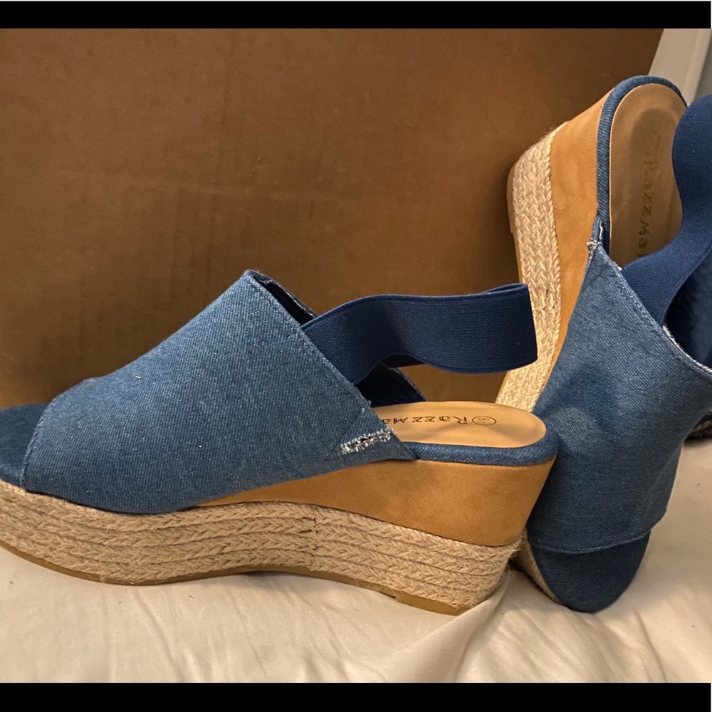 Platform shoes